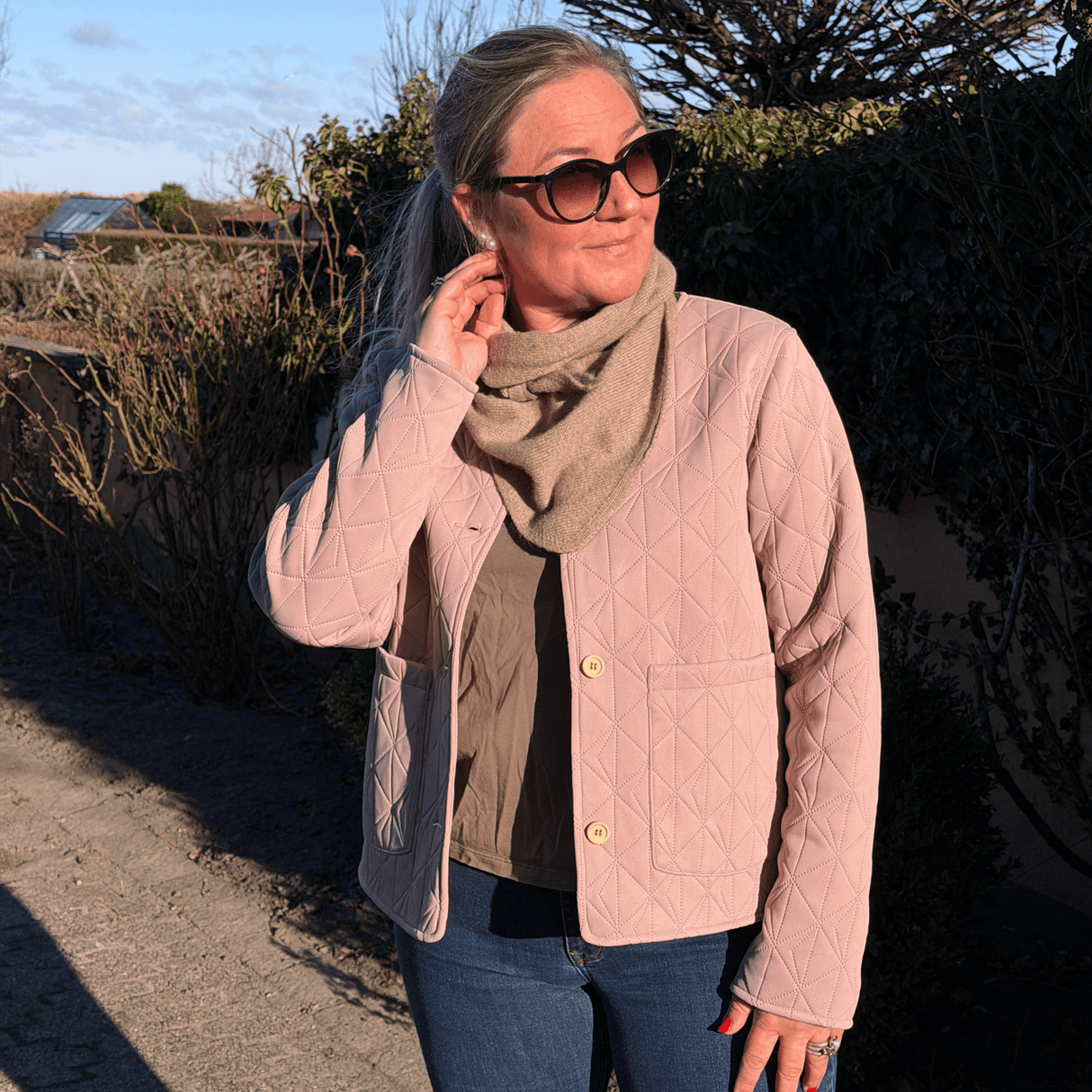 Mrs. Laura Termojakke - Rose Mist