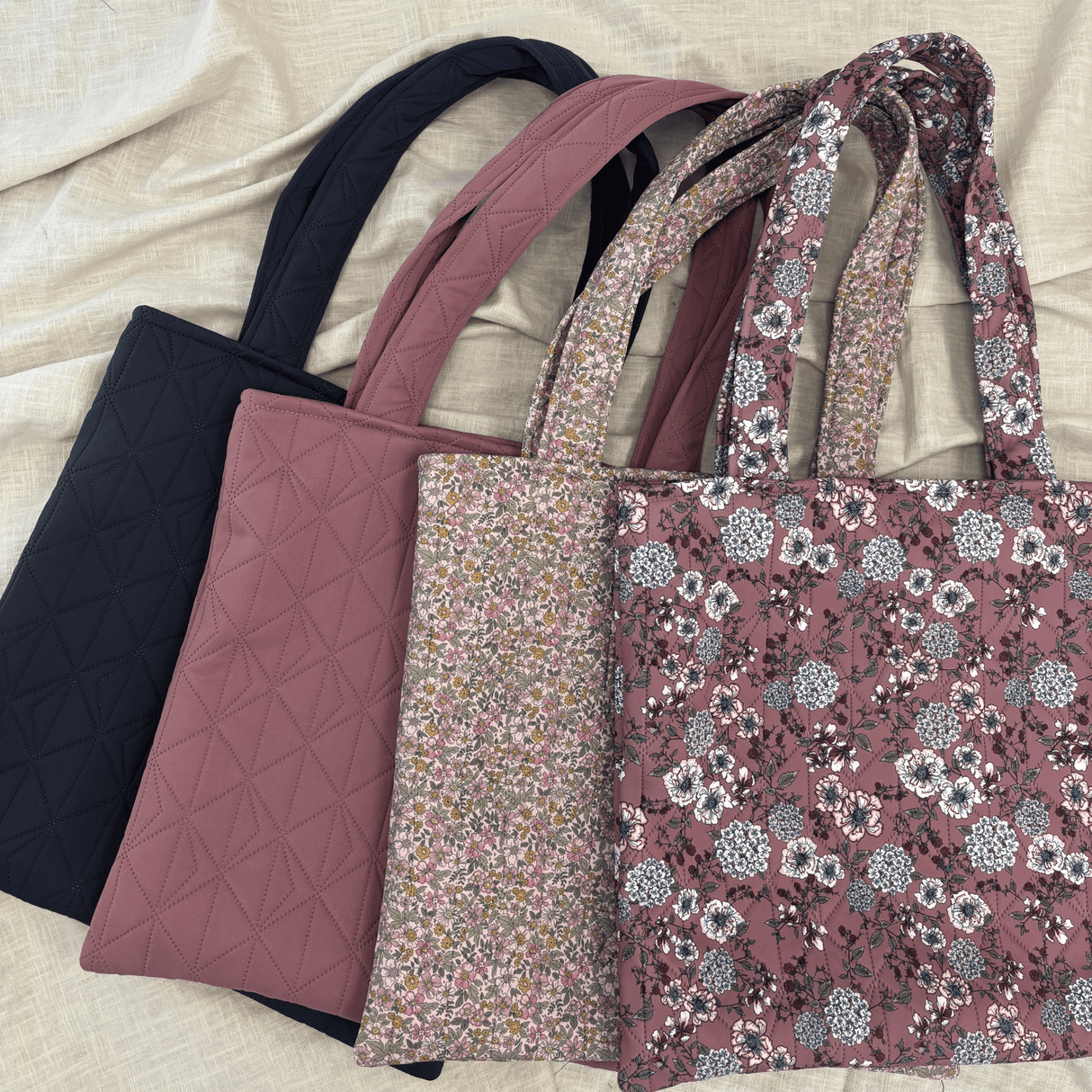 Shopping Net - Dark Rose