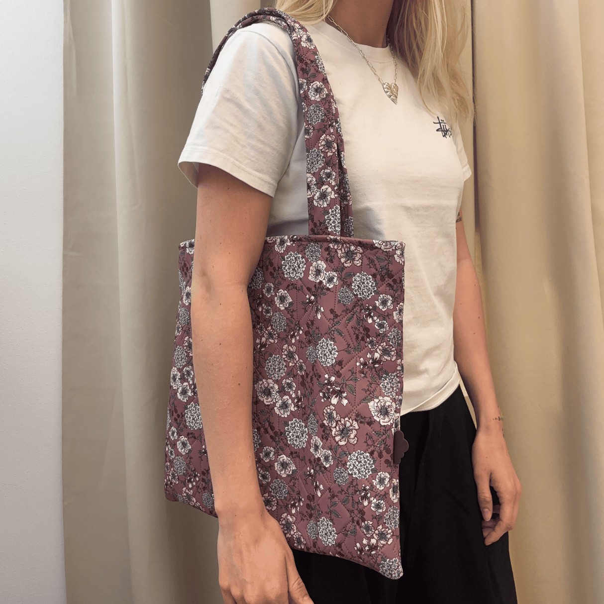 Shopping Net - Dark Rose Hortensia AOP