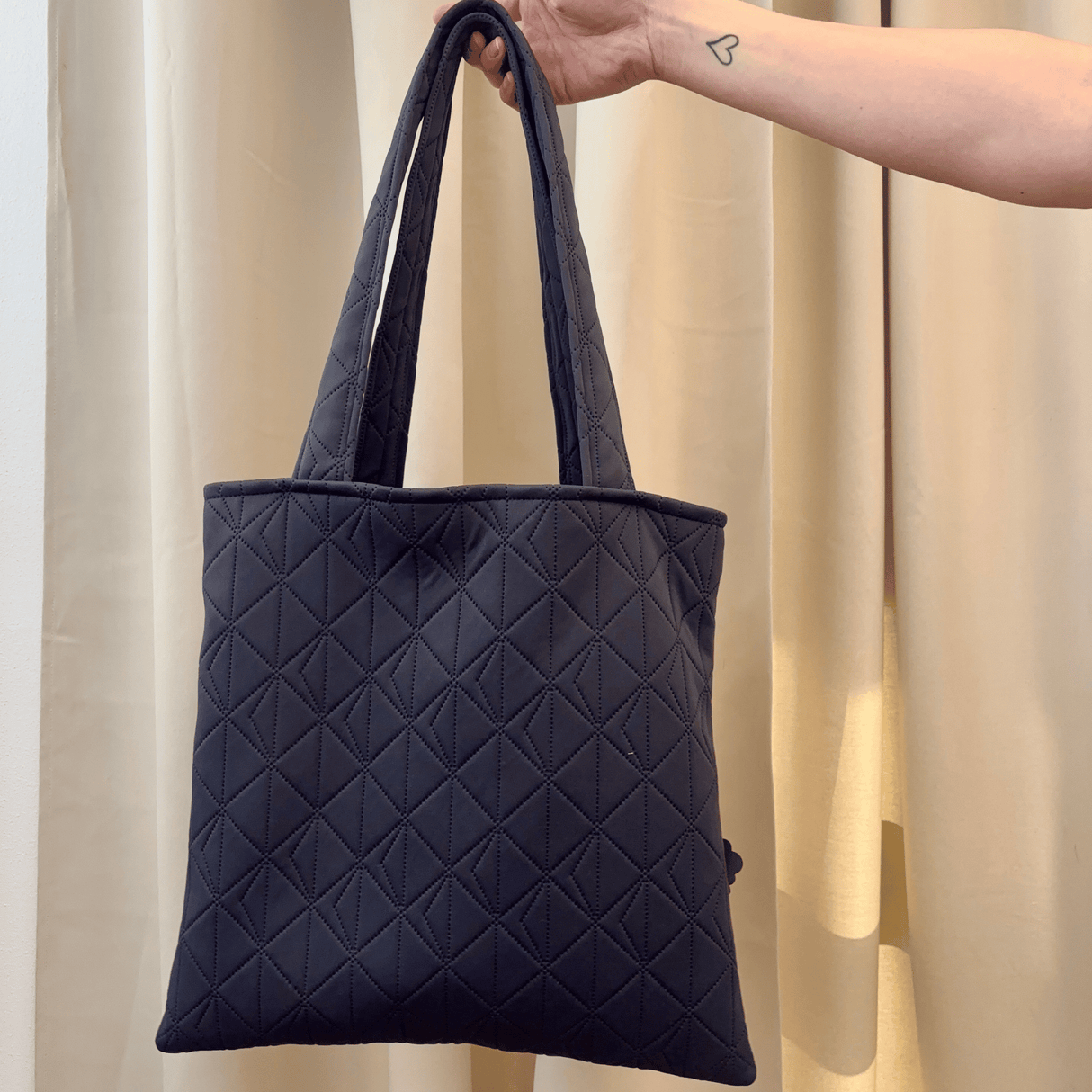 Shopping Net - Midnight Ink