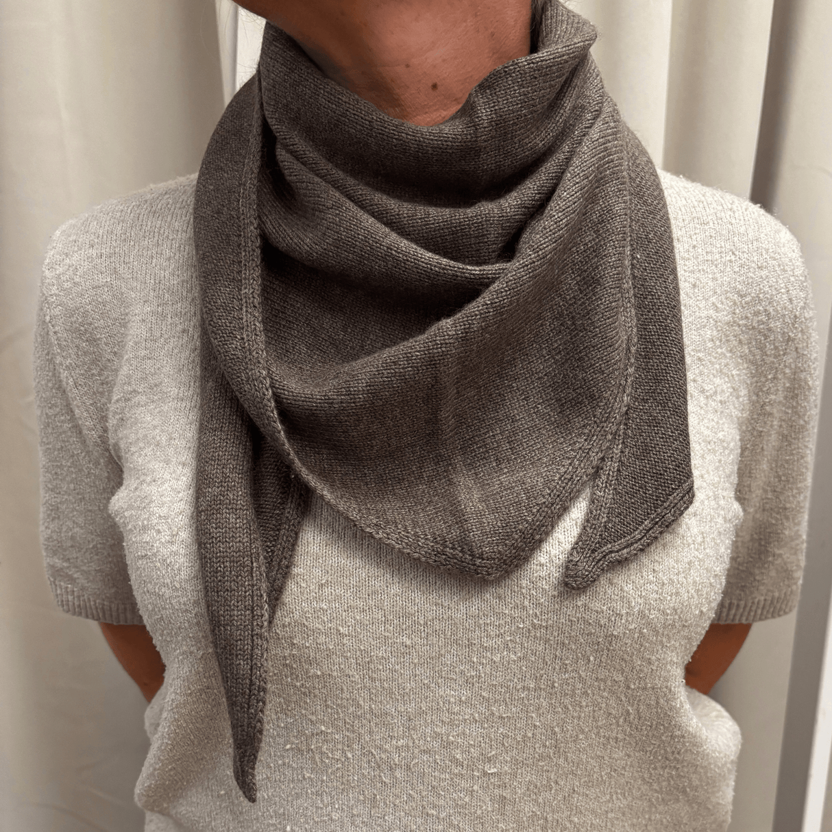Strikket Tørklæde - Hazel Brown Melange
